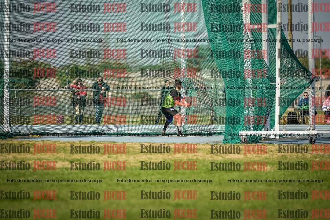 Fotos del lanzamiento de martillo de varones
