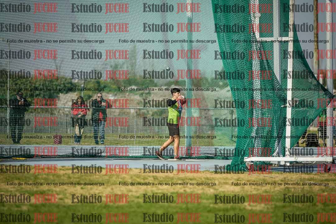 Fotos del lanzamiento de martillo de varones