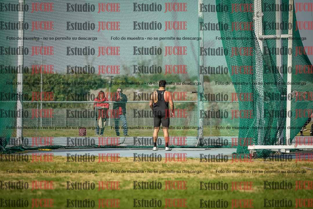 Fotos del lanzamiento de martillo de varones