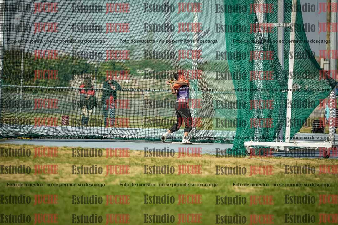 Fotos del lanzamiento de martillo de varones