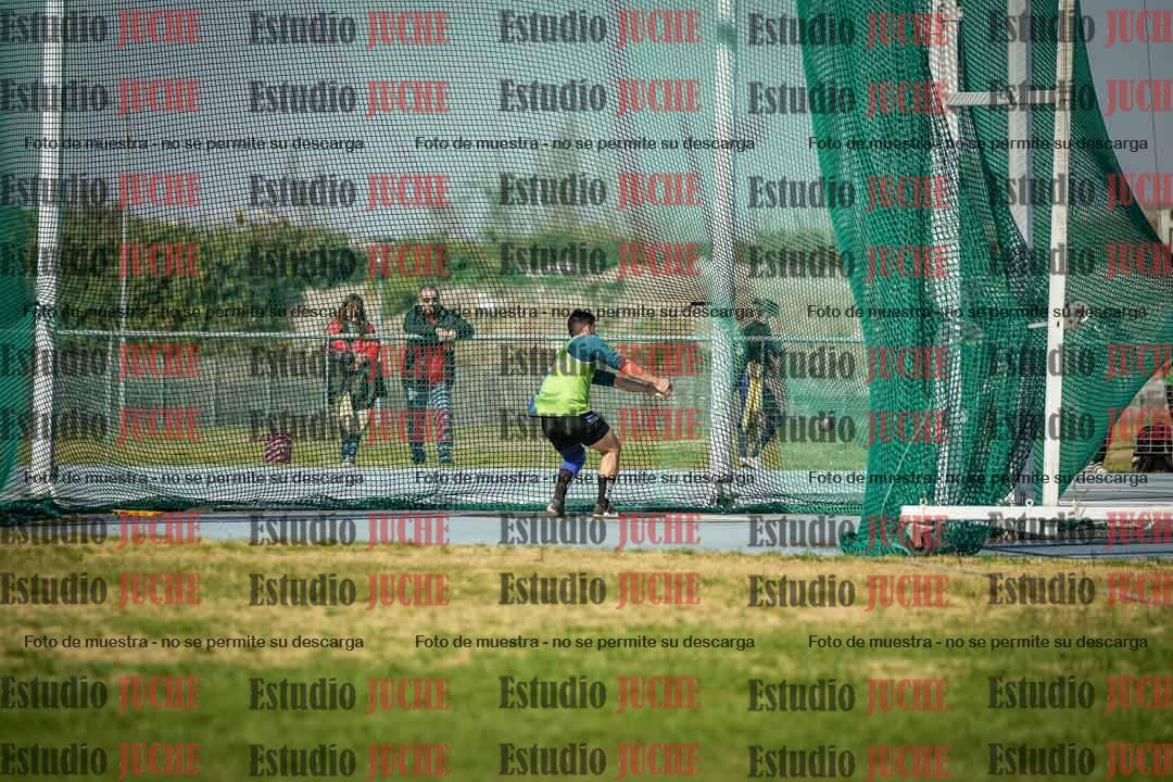 Fotos del lanzamiento de martillo de varones