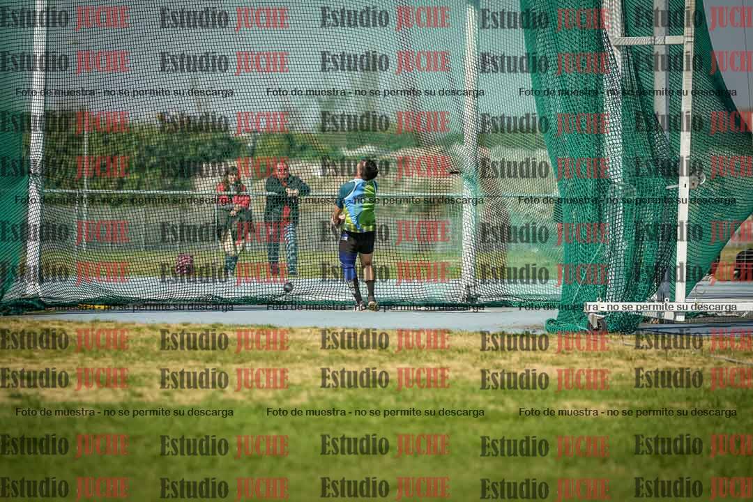Fotos del lanzamiento de martillo de varones