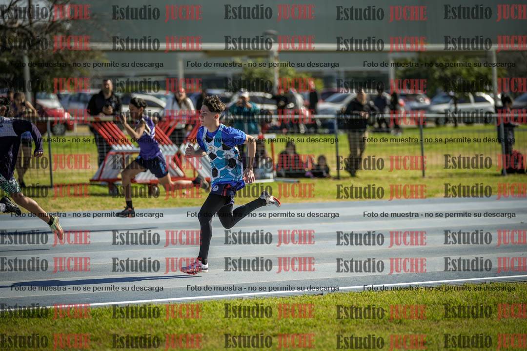 Fotos de los 80 m llanos de varones