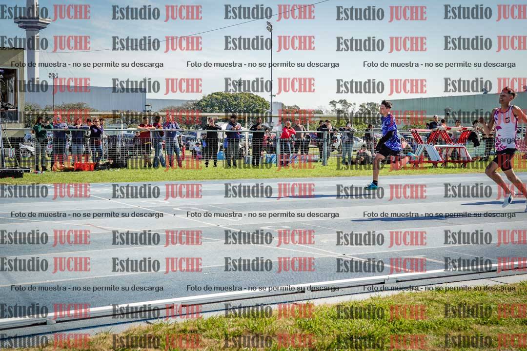 Fotos de los 80 m llanos de varones