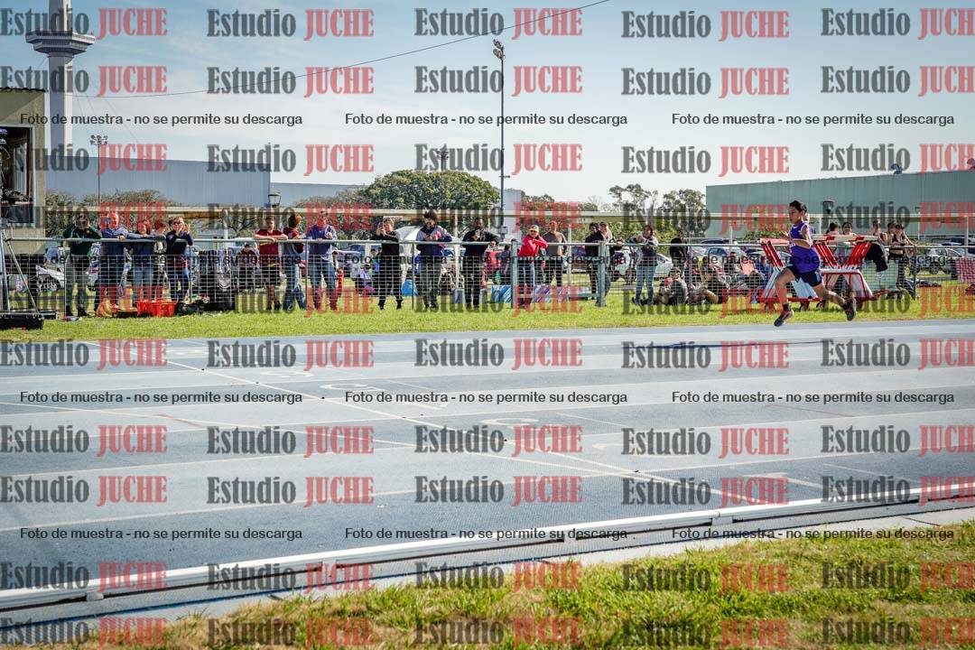 Fotos de los 80 m llanos de varones