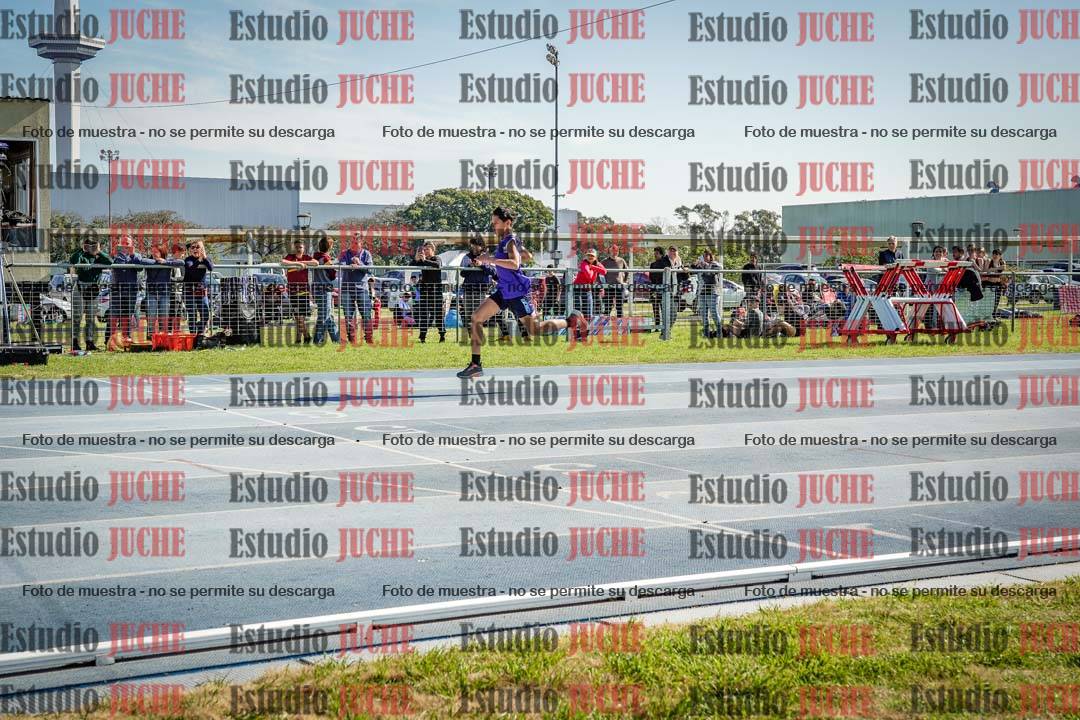 Fotos de los 80 m llanos de varones