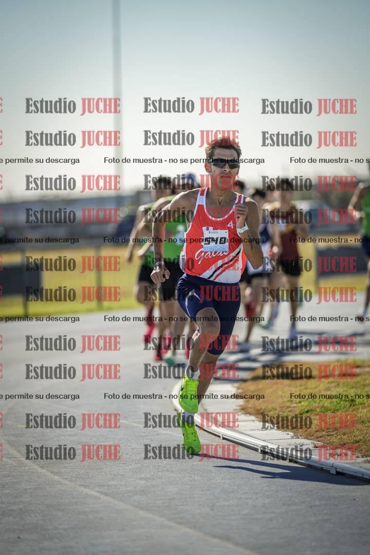 Fotos de los 1000 m llanos de varones
