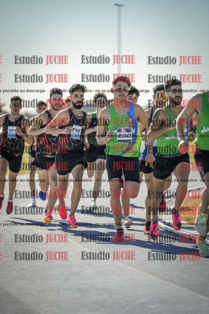 Fotos de los 1000 m llanos de varones