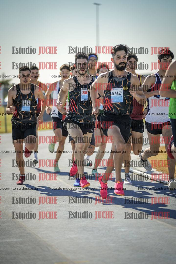 Fotos de los 1000 m llanos de varones