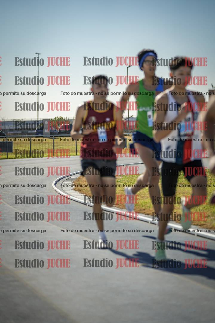 Fotos de los 1000 m llanos de varones