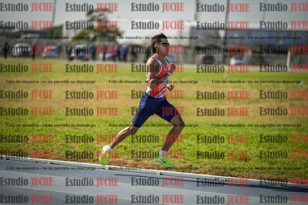 Fotos de los 1000 m llanos de varones