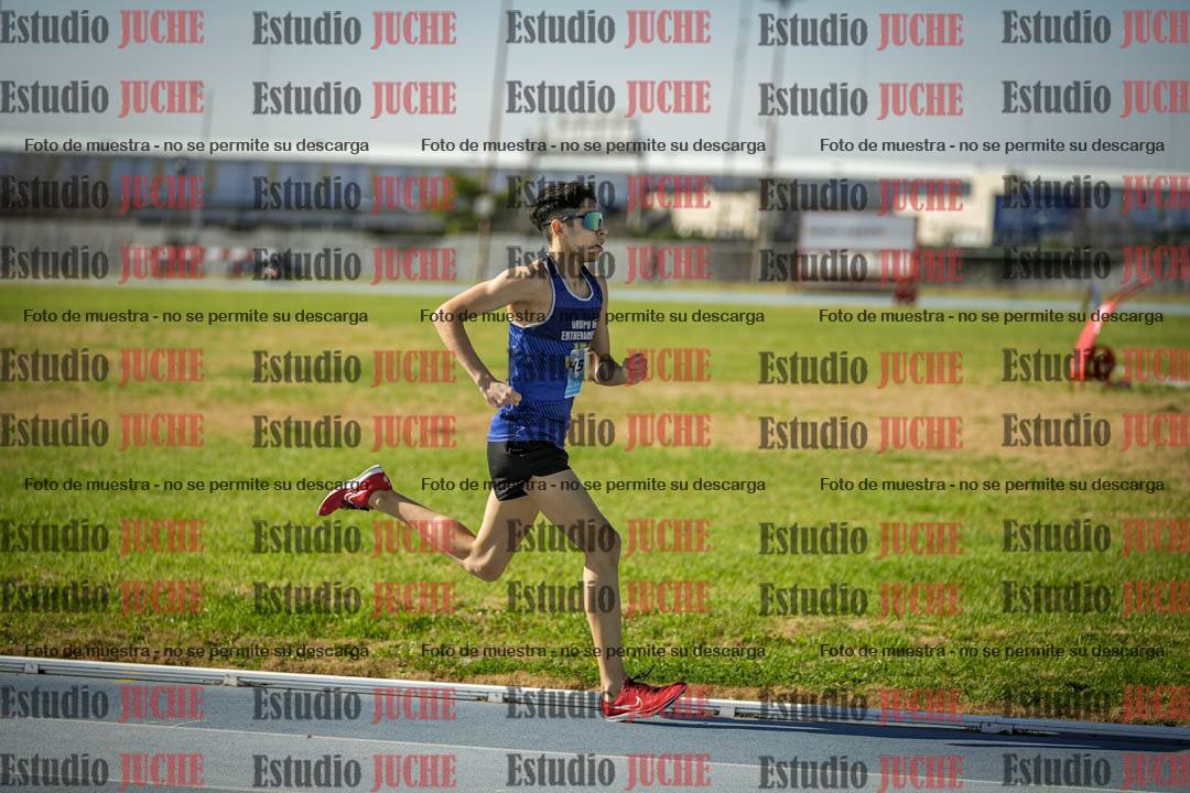 Fotos de los 1000 m llanos de varones