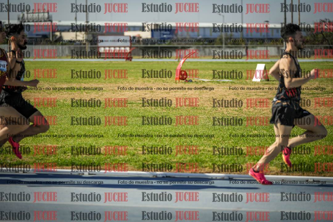 Fotos de los 1000 m llanos de varones