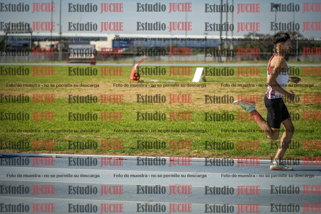 Fotos de los 1000 m llanos de varones