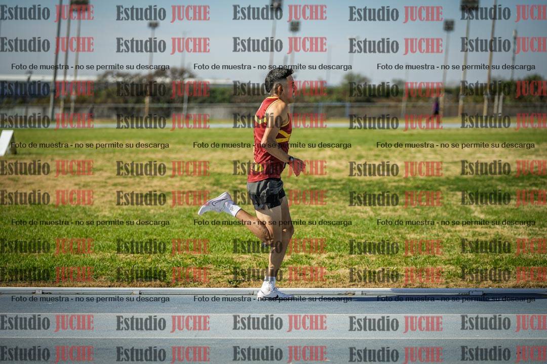 Fotos de los 1000 m llanos de varones