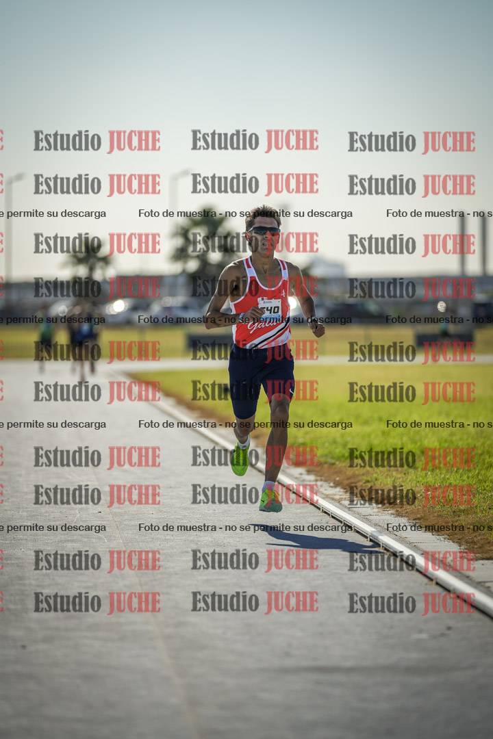 Fotos de los 1000 m llanos de varones
