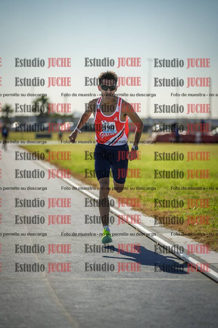 Fotos de los 1000 m llanos de varones