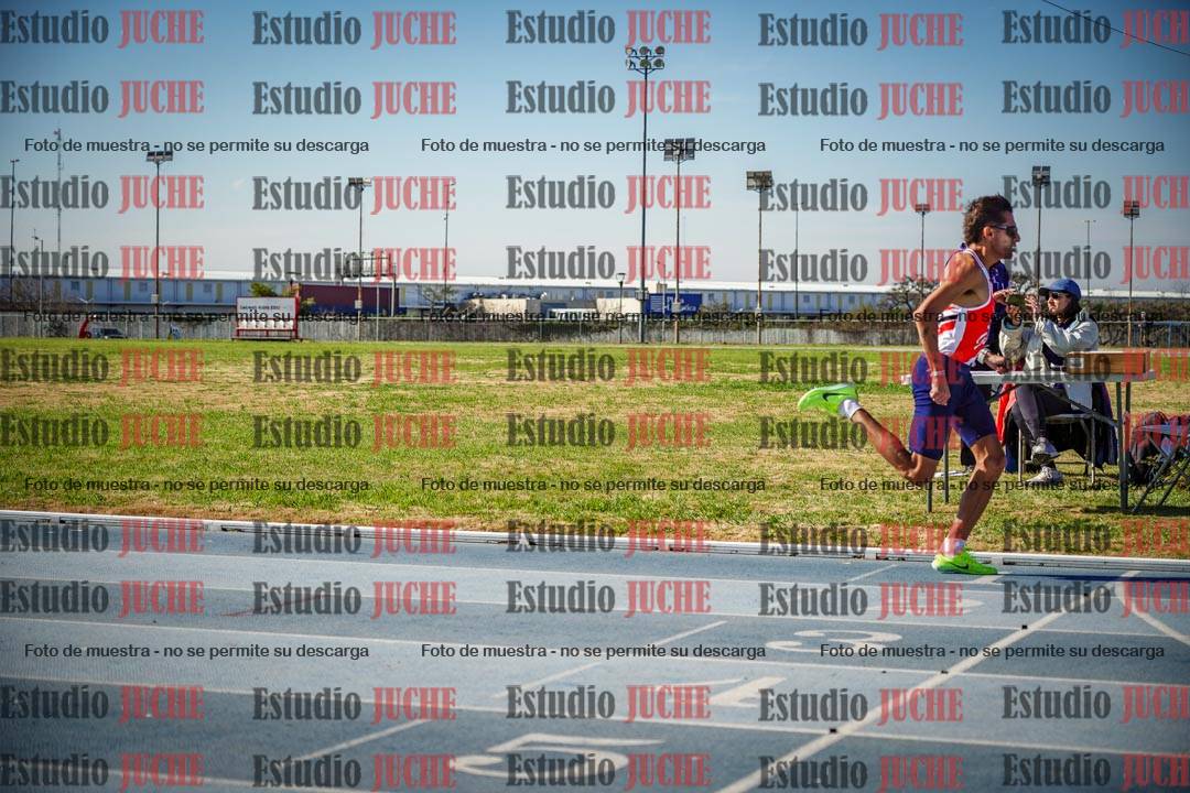 Fotos de los 1000 m llanos de varones