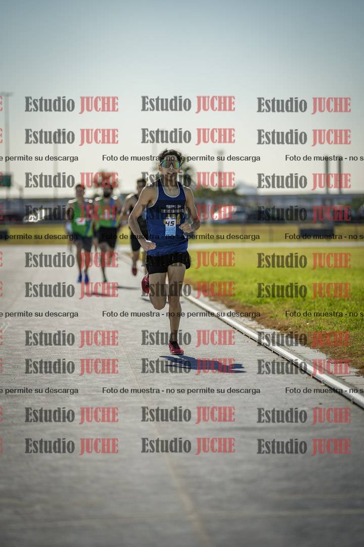 Fotos de los 1000 m llanos de varones