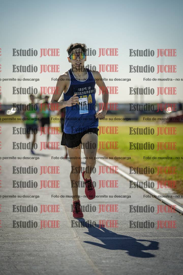 Fotos de los 1000 m llanos de varones