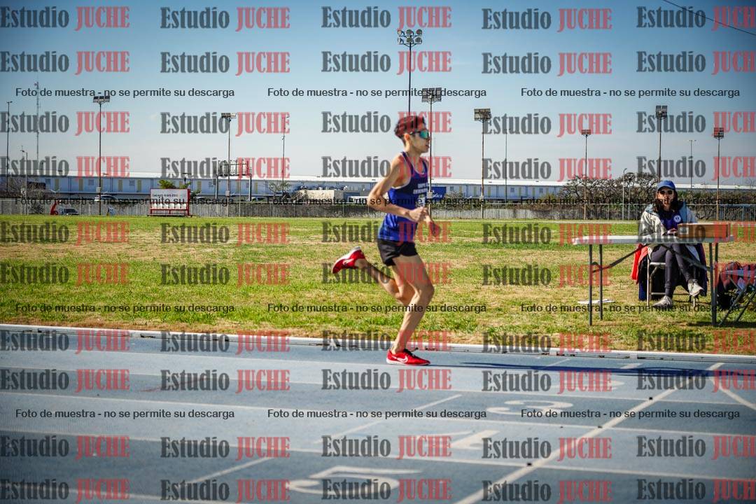 Fotos de los 1000 m llanos de varones