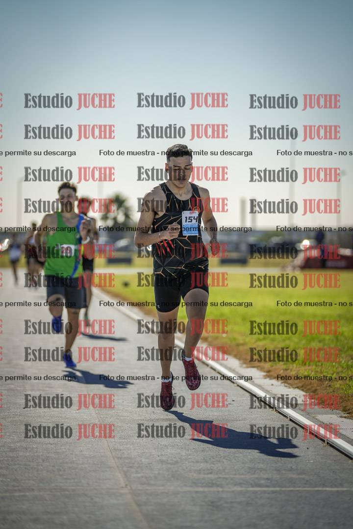 Fotos de los 1000 m llanos de varones