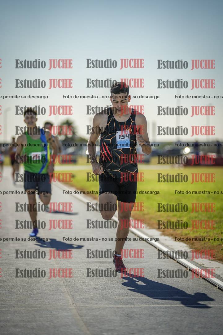 Fotos de los 1000 m llanos de varones