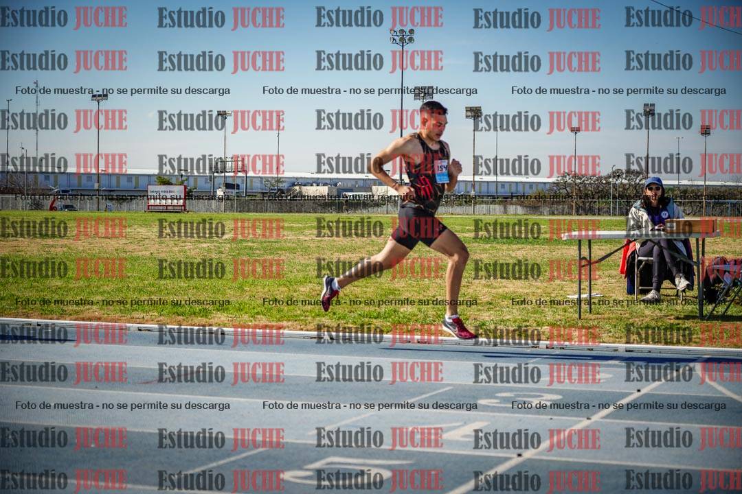 Fotos de los 1000 m llanos de varones