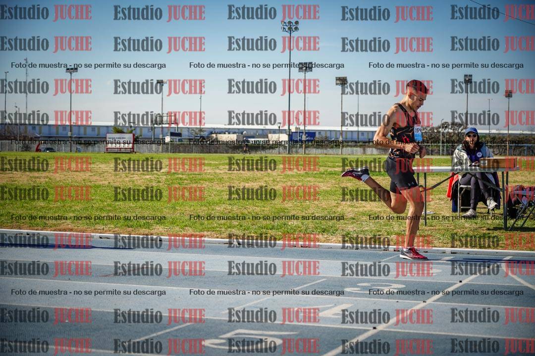 Fotos de los 1000 m llanos de varones