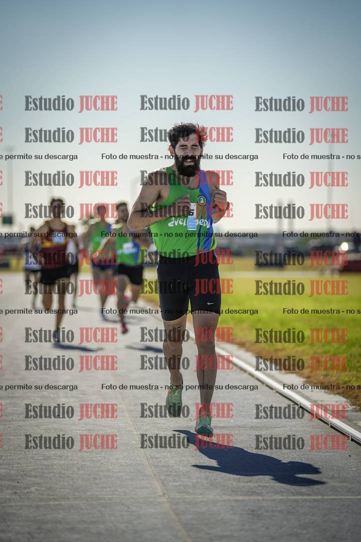 Fotos de los 1000 m llanos de varones