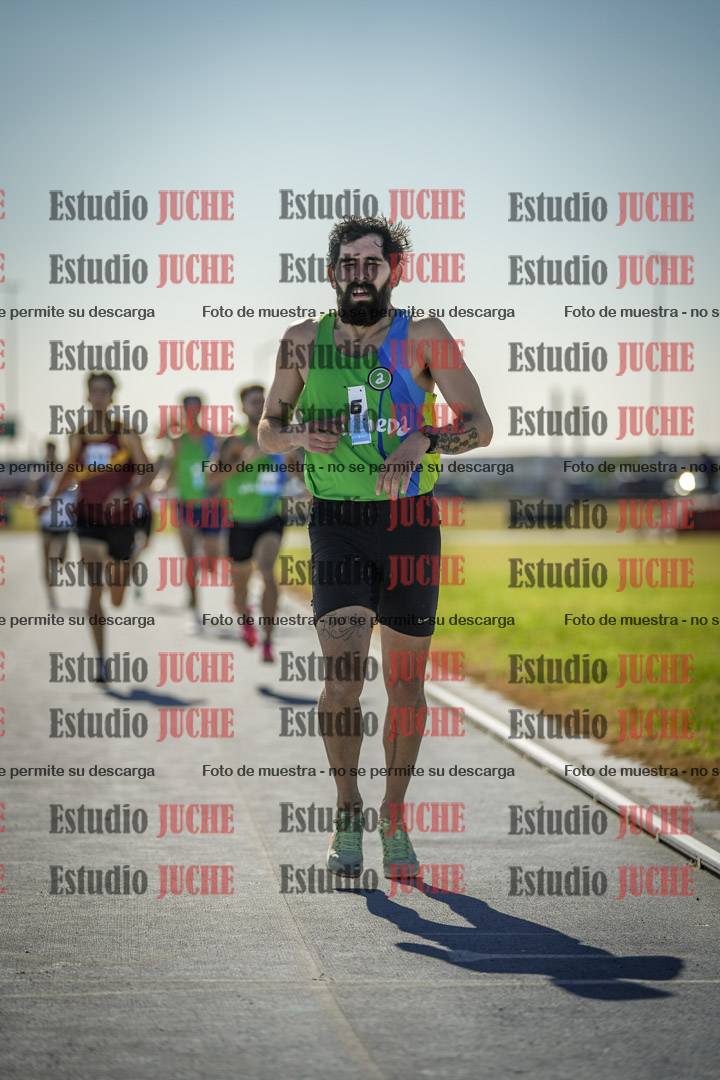 Fotos de los 1000 m llanos de varones
