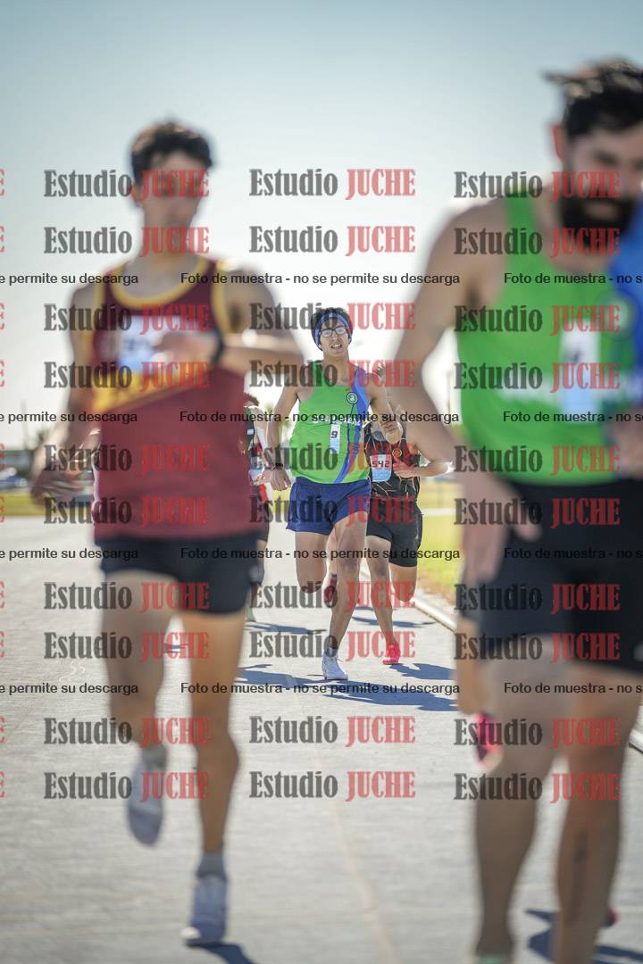 Fotos de los 1000 m llanos de varones