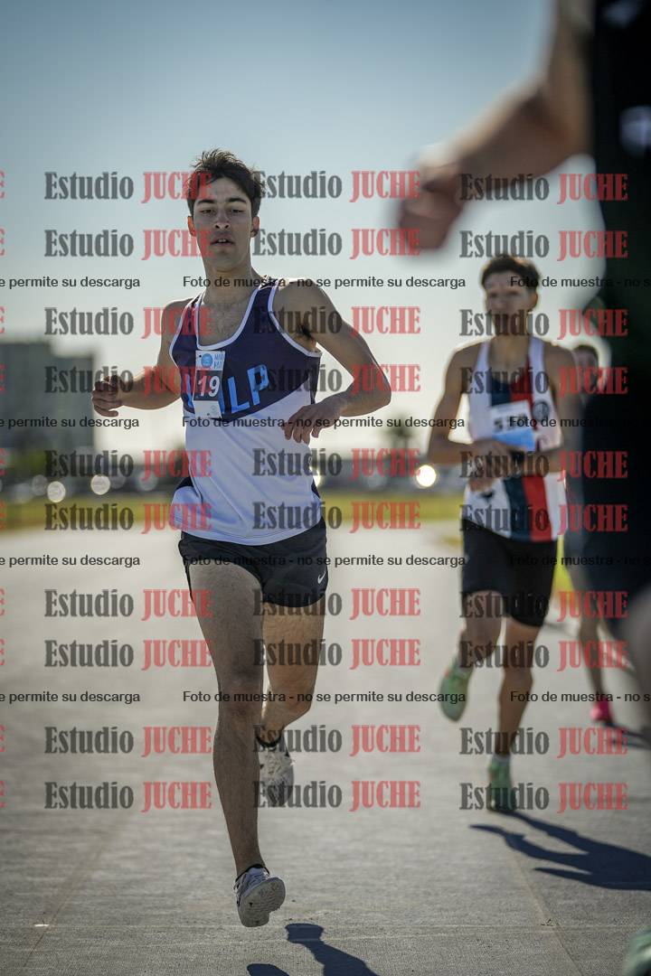 Fotos de los 1000 m llanos de varones