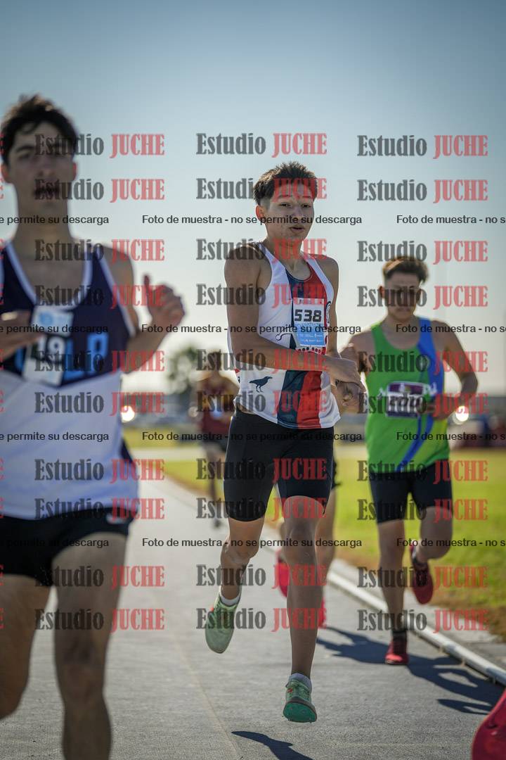 Fotos de los 1000 m llanos de varones