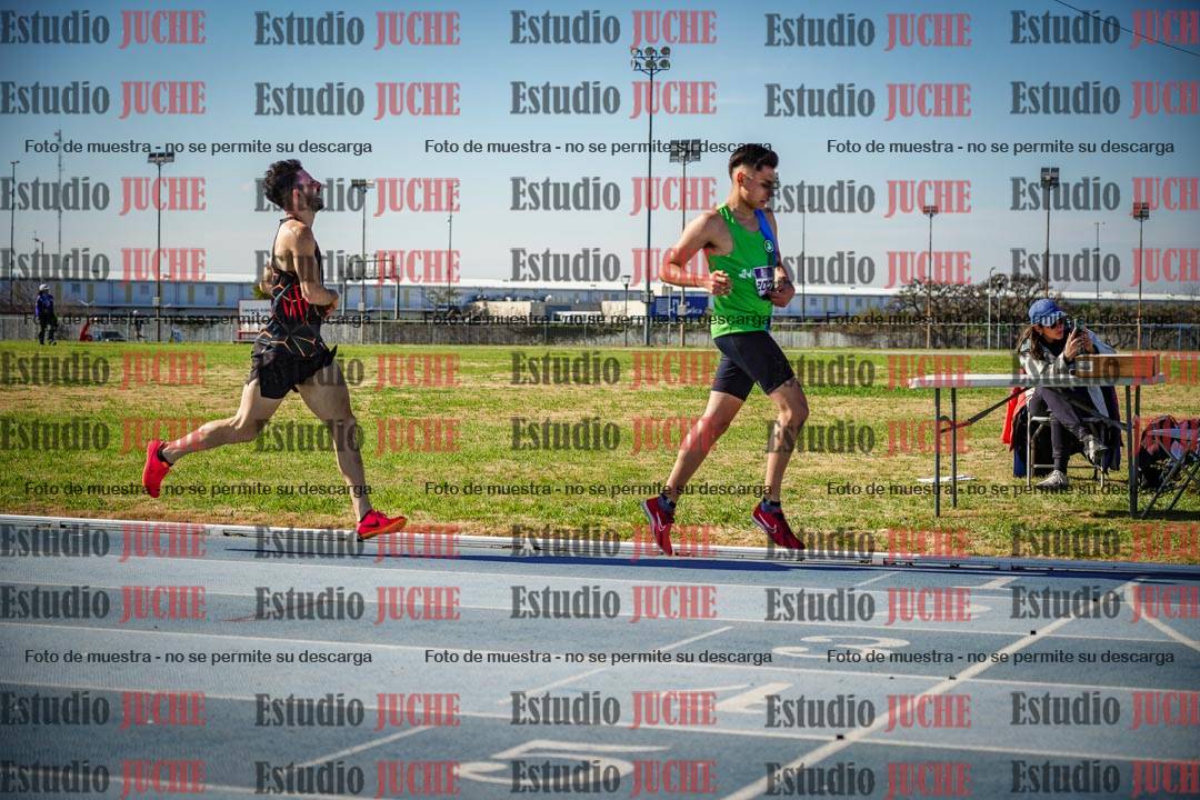 Fotos de los 1000 m llanos de varones