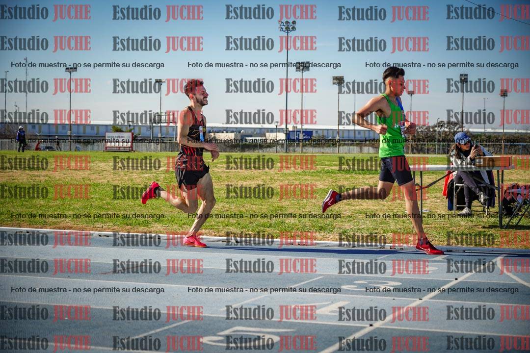 Fotos de los 1000 m llanos de varones