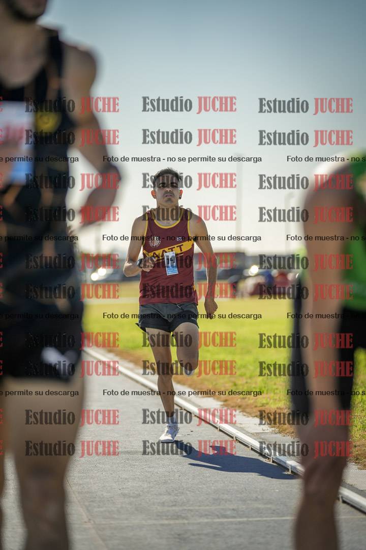 Fotos de los 1000 m llanos de varones