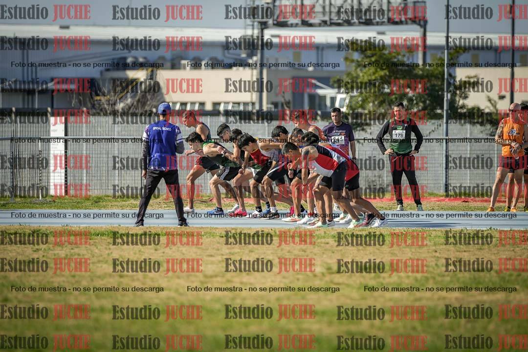 Fotos de los 1000 m llanos de varones