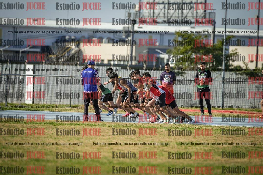 Fotos de los 1000 m llanos de varones