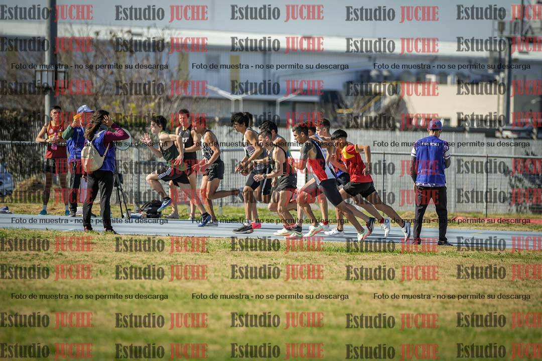 Fotos de los 1000 m llanos de varones