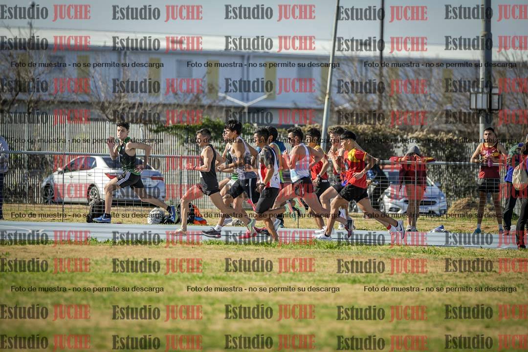 Fotos de los 1000 m llanos de varones