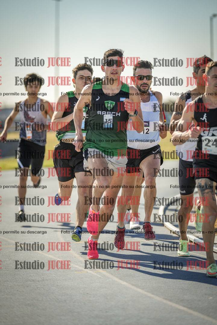 Fotos de los 1000 m llanos de varones