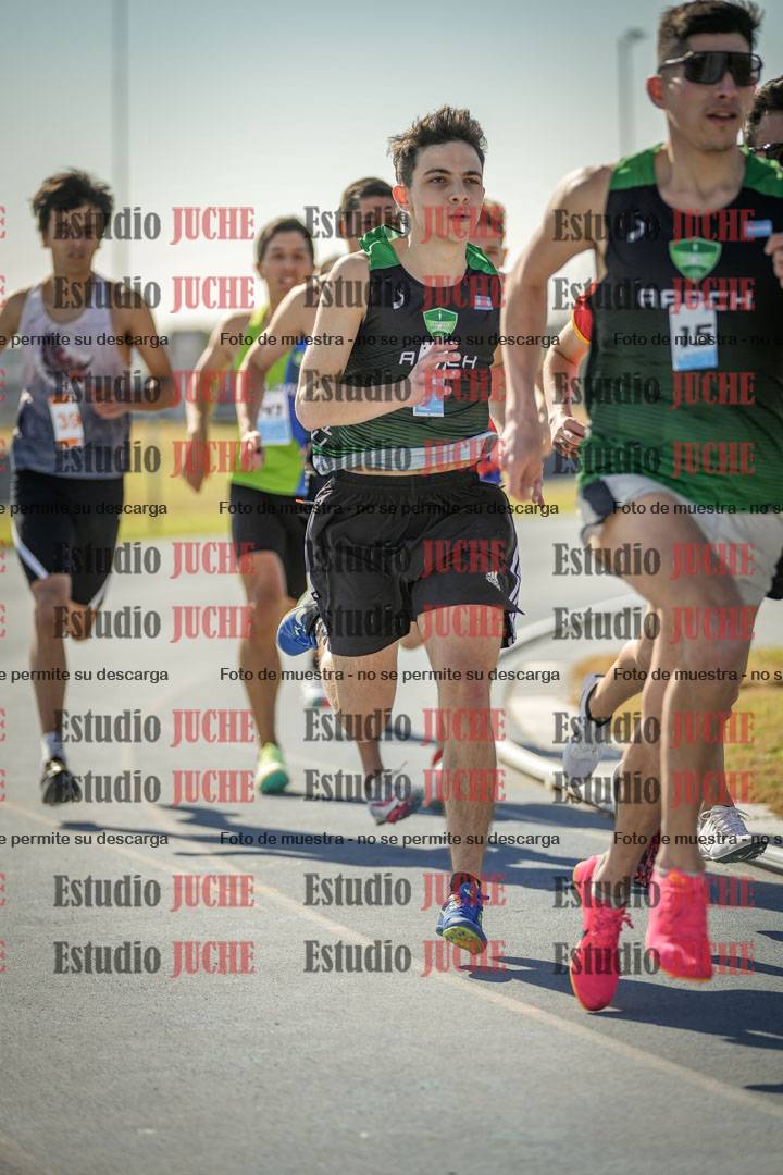 Fotos de los 1000 m llanos de varones