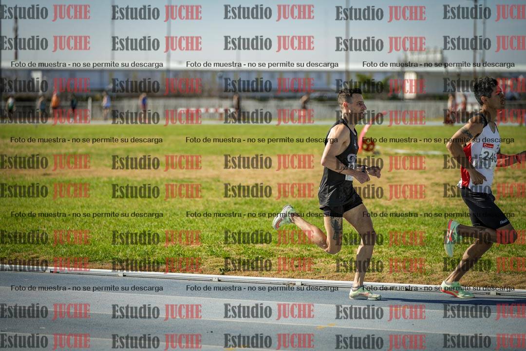 Fotos de los 1000 m llanos de varones