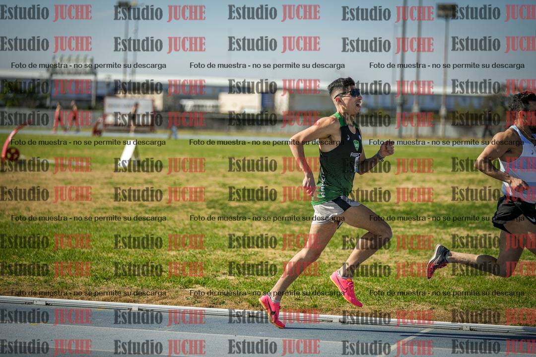 Fotos de los 1000 m llanos de varones