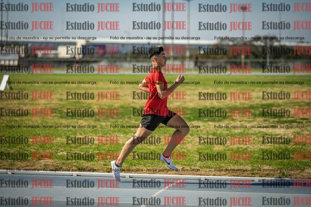 Fotos de los 1000 m llanos de varones