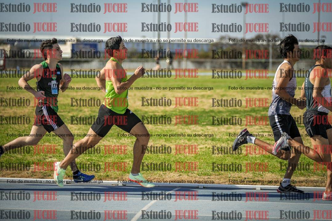 Fotos de los 1000 m llanos de varones