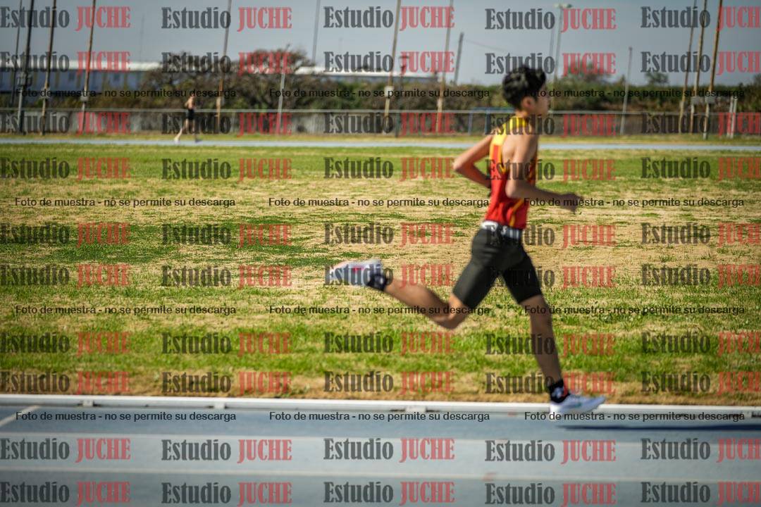 Fotos de los 1000 m llanos de varones