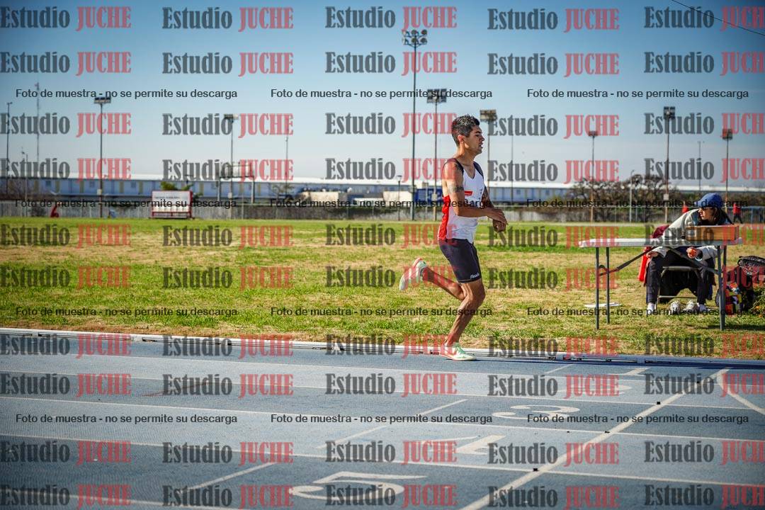 Fotos de los 1000 m llanos de varones