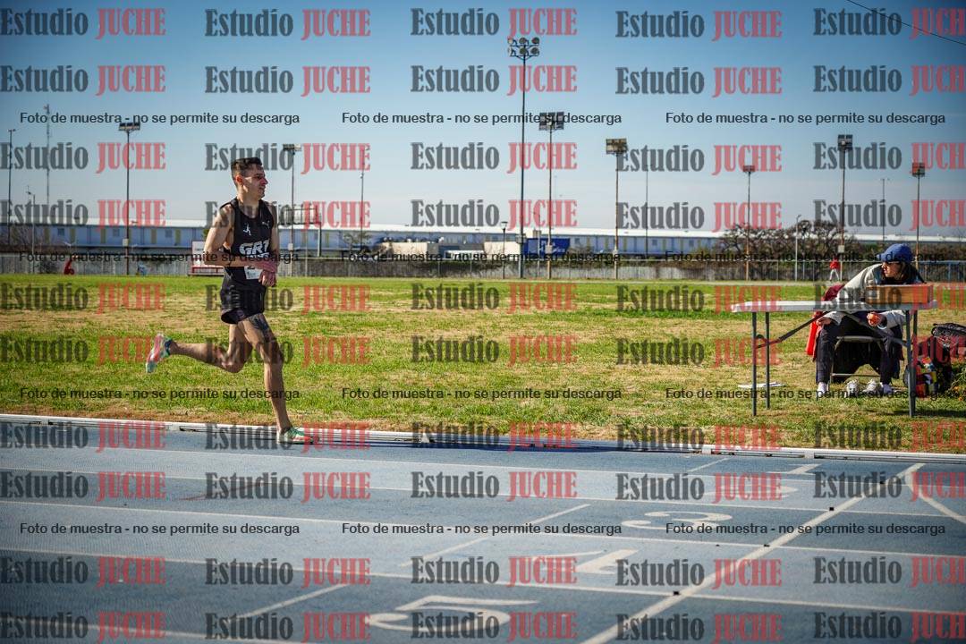 Fotos de los 1000 m llanos de varones